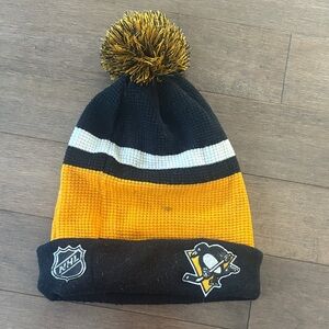 Philadelphia Flyers Knit Beanie Toque